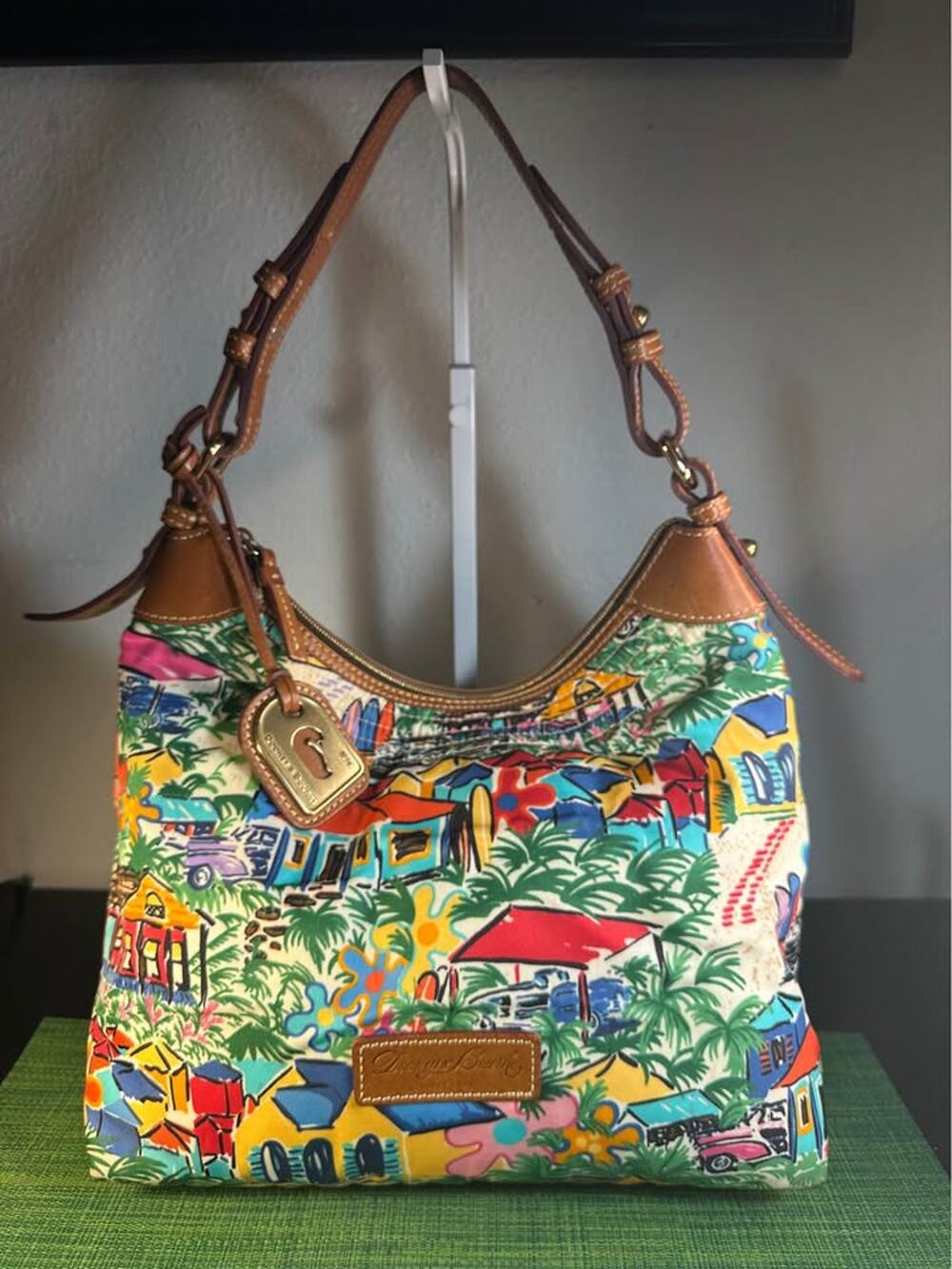 Rare Dooney & Bourke "Tropical Island" Sandbar Nylon Large Erica Shoulder Bag